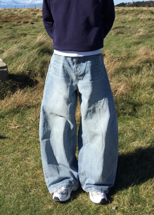 ワイドバギーパンツ